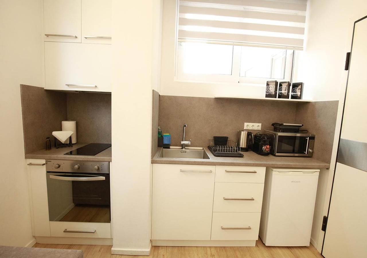 Emily In Athens - Central Modern Flat Syntagma E4 Экстерьер фото